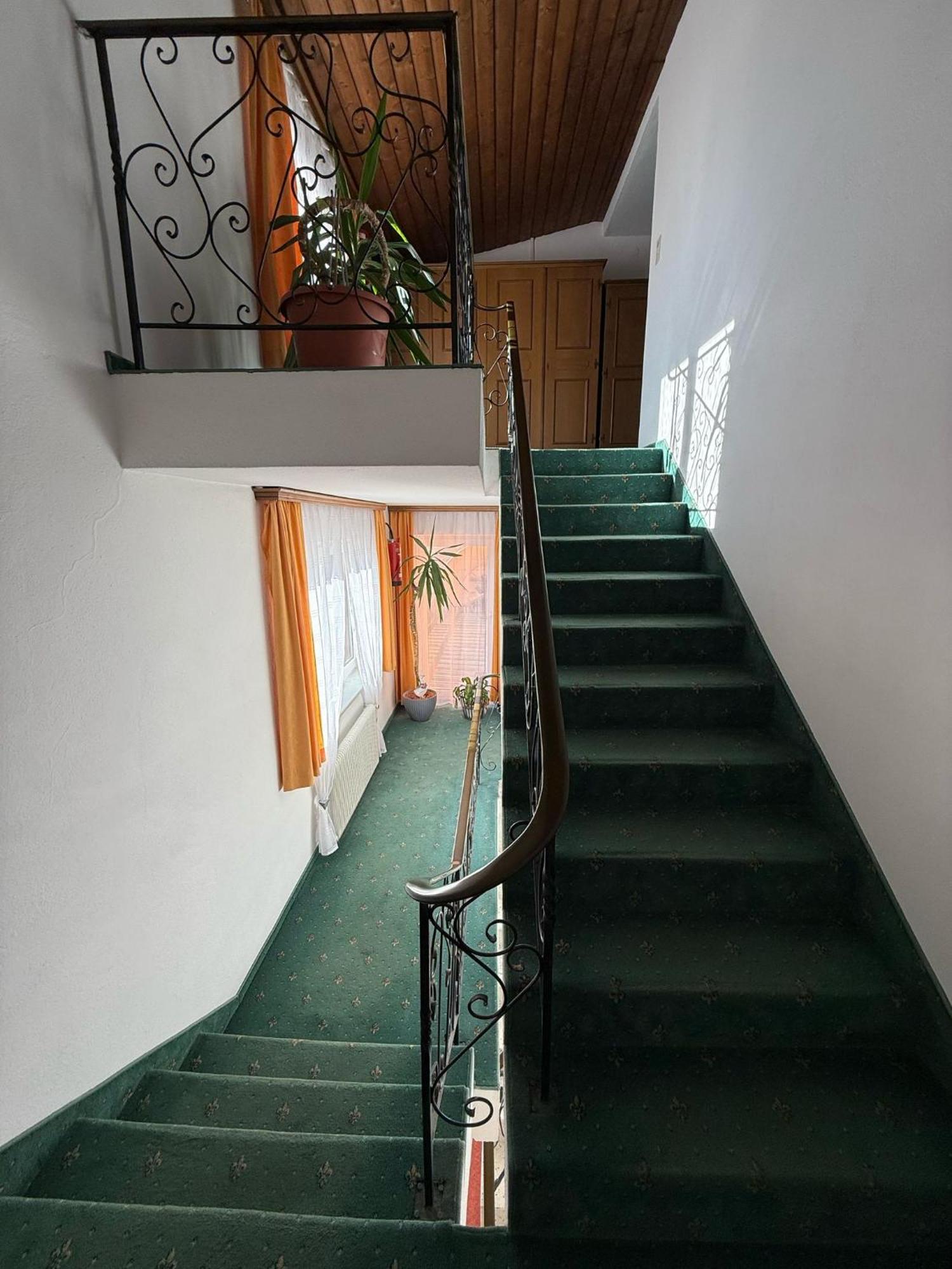 Pension Plattenhof Тельфс Экстерьер фото
